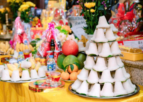 Khai mạc lễ hội văn hóa truyền thống "Cỗ oản cầu phúc" năm 2026 tại chùa Khải Minh